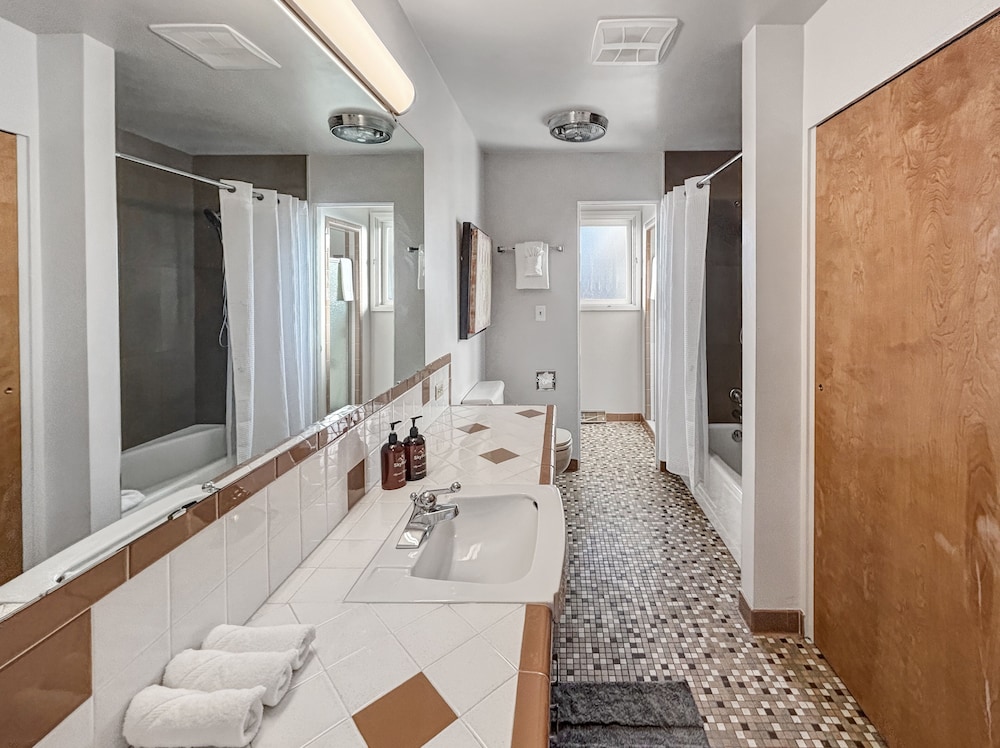 Retro Retreat A 60's Time Capsule 3 Bedroom Home
