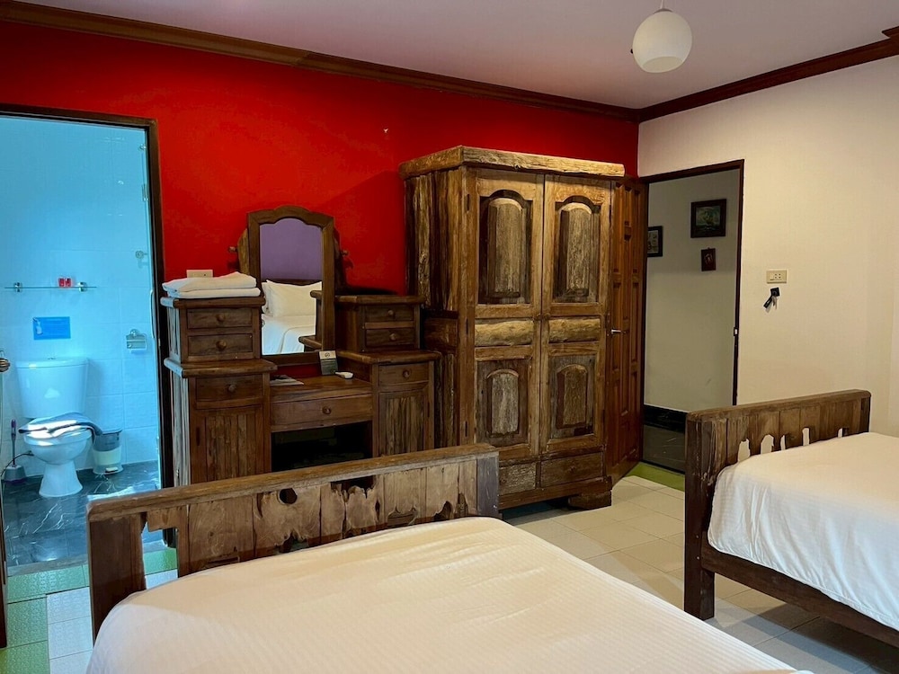 Thara Bayview Villa