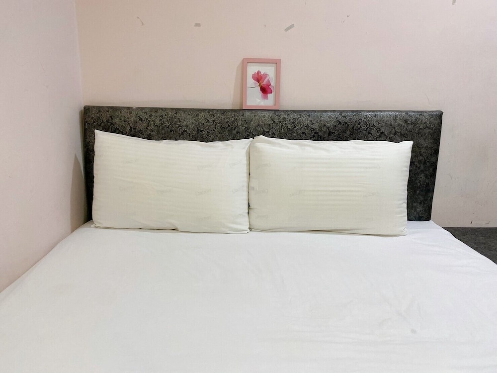 Feng Chia Easy Home