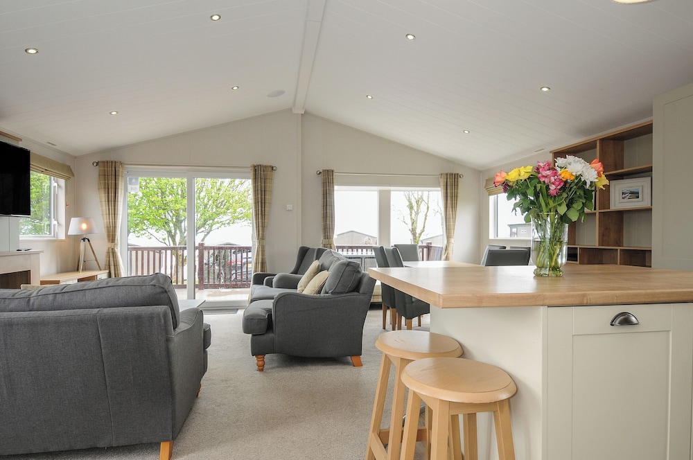 Lodge 64 at Riviera Bay Coastal Retreat