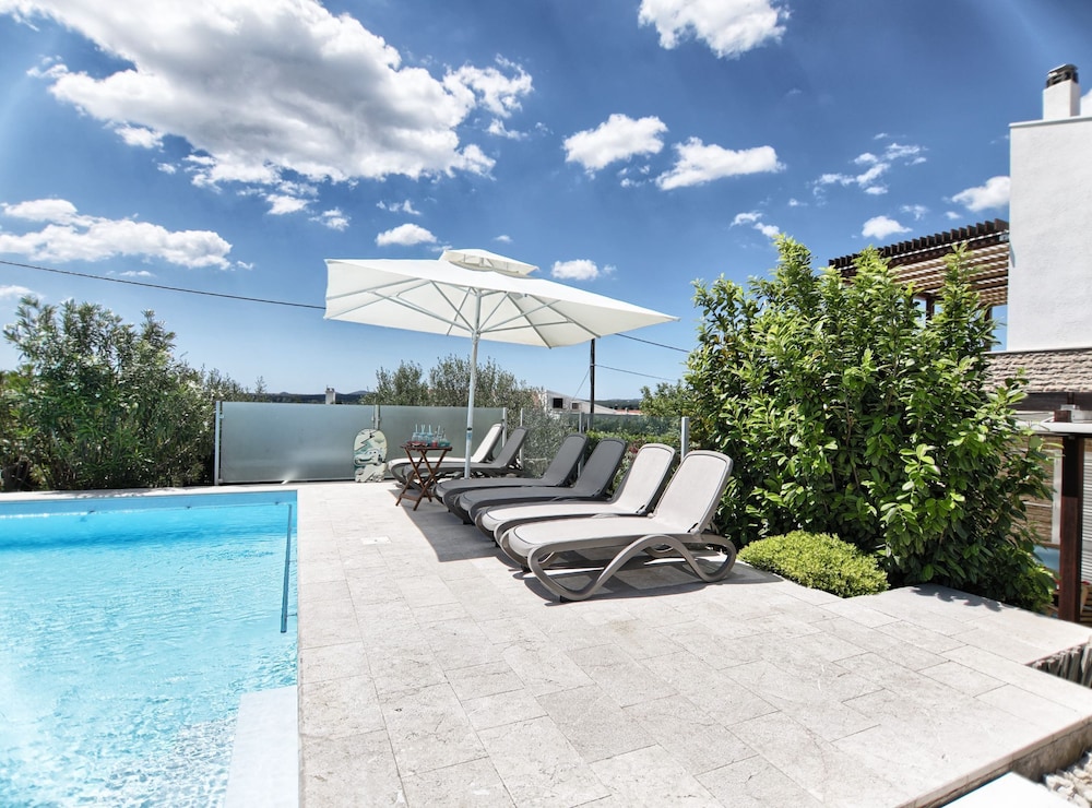 Holiday Home Srećko