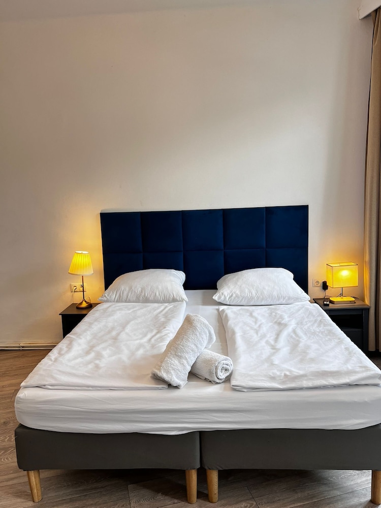 Cozy 2BR Apartment Near Meidling Station