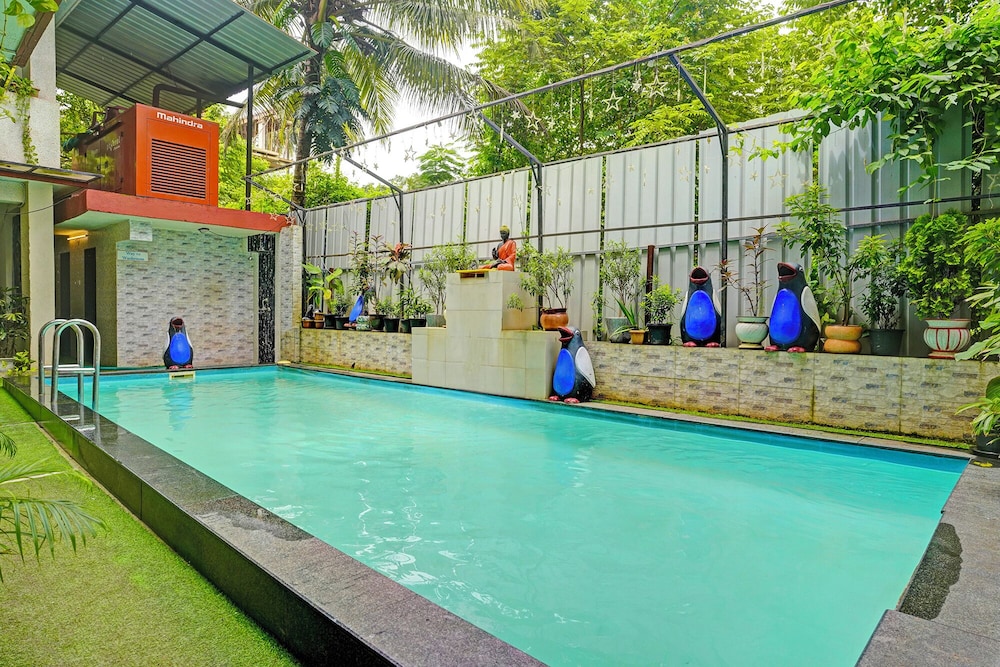 Fabhotel Tranquil Inn
