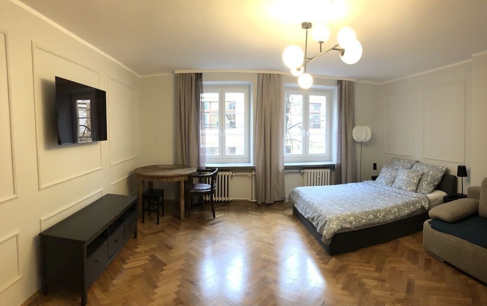 Apartment Central view 4