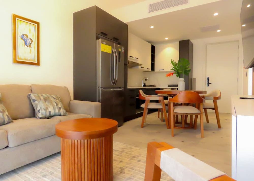 The Towers G406 NOK Fantastic 2BR Apartment by Vistacana Rentals