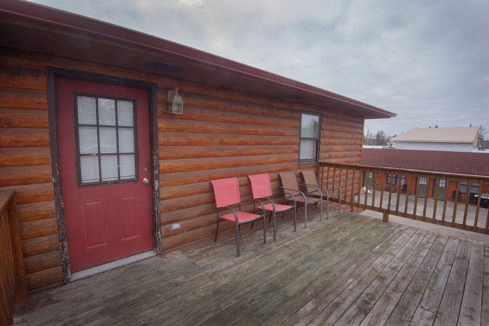 Rustic Inn