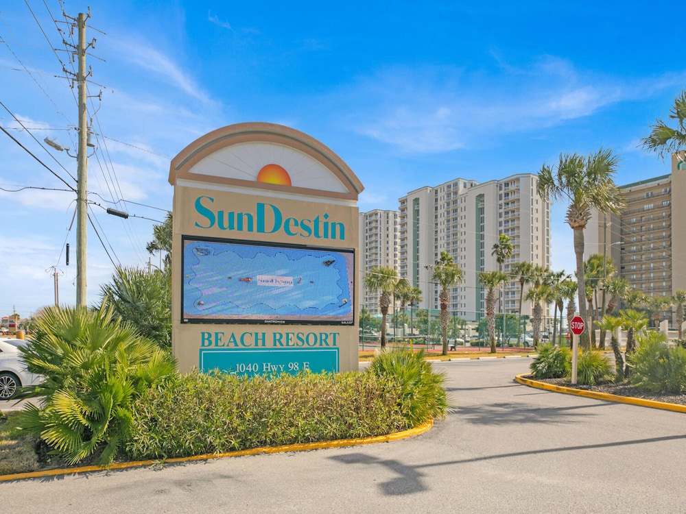 Sundestin #511 by Southern Vacation Rentals