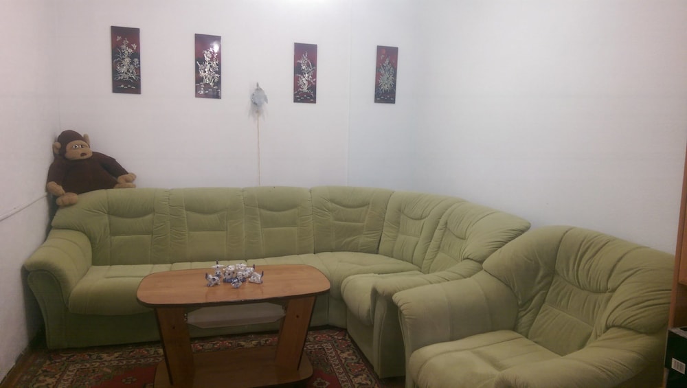 Guest House on Griboedovsky 27a - hostel