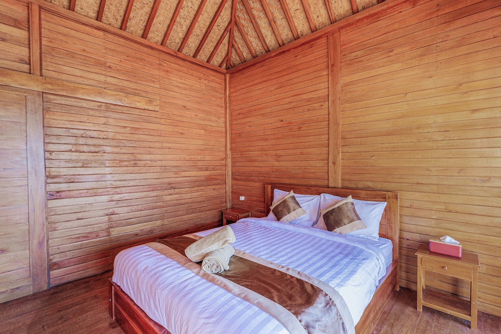 D Sila’s Tepi Danu Villas Kintamani & Natural hot spring view 5
