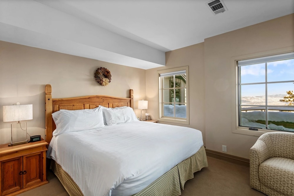 Stag Lodge at Deer Valley Resort - Three Bedroom Residence with Loft and Spa #14 3 Condo