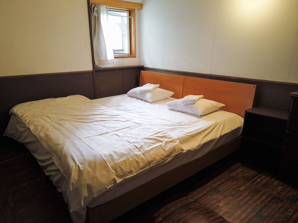 Niseko Ski Lodge view 5