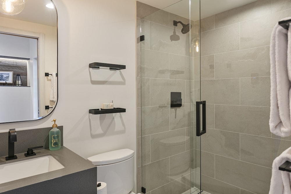 50 - Six Bedroom with Spa Stag Lodge 6 Condo