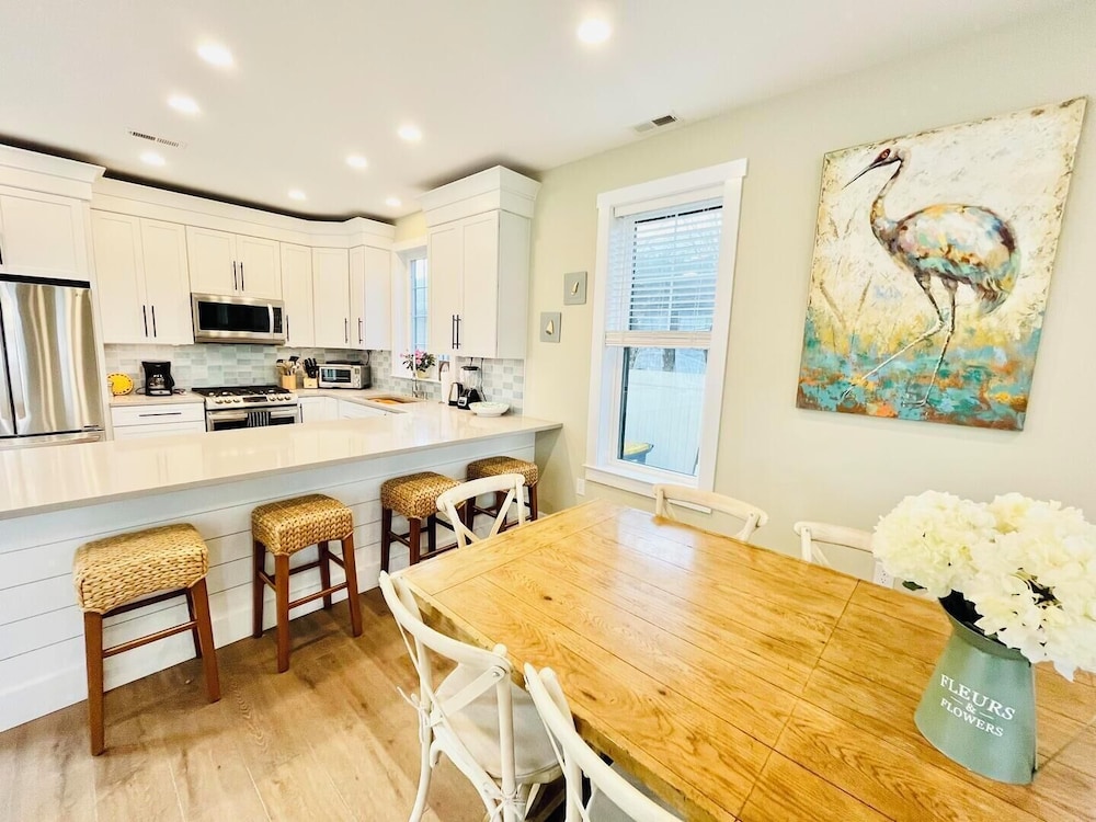 Laurel Street 308