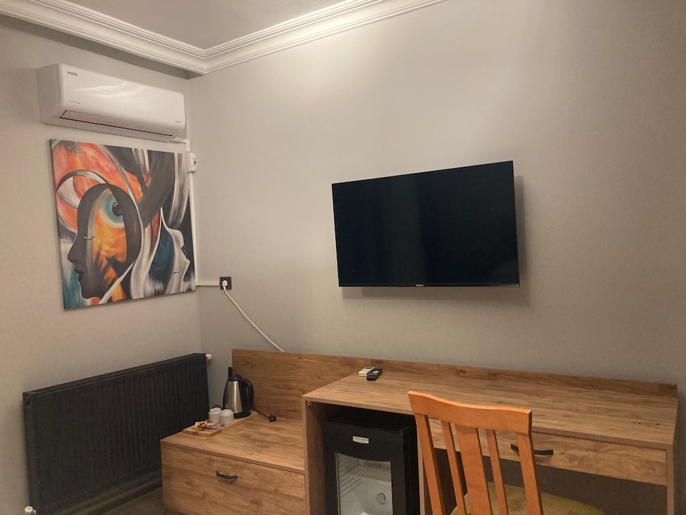 SF Hotel & Residence