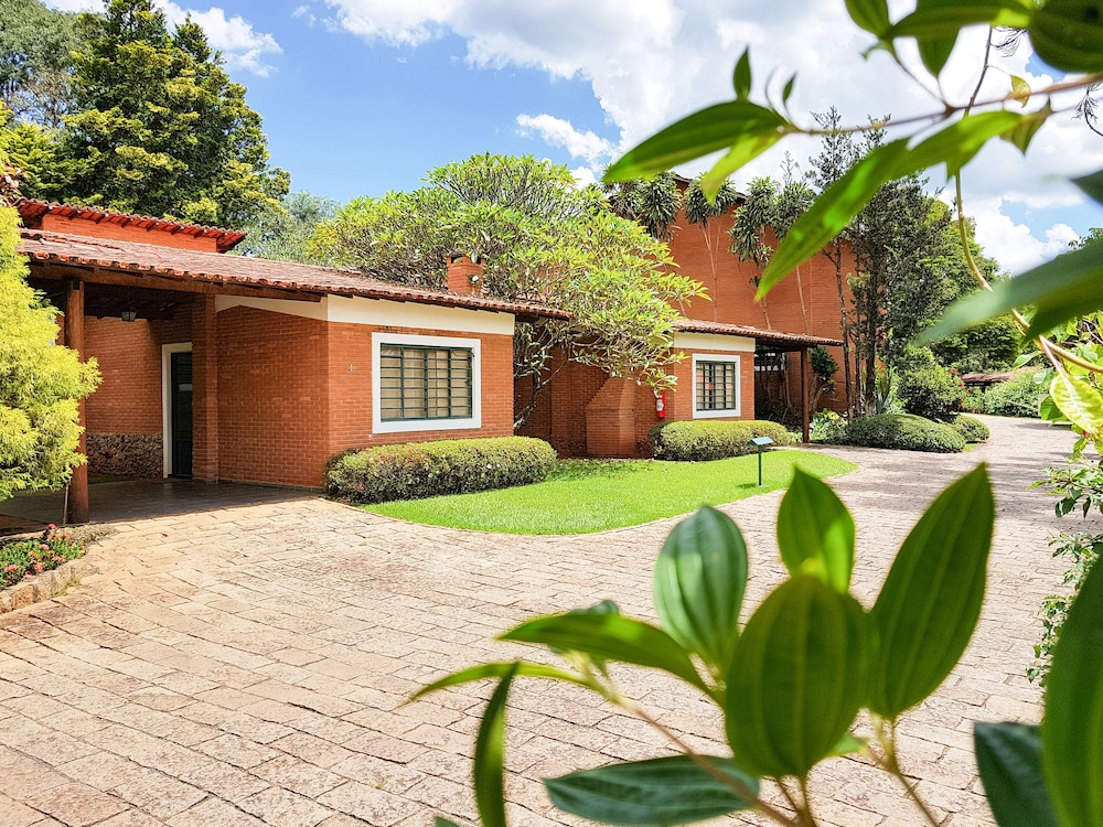 Hotel Grínberg's Village Hotel - Image 1