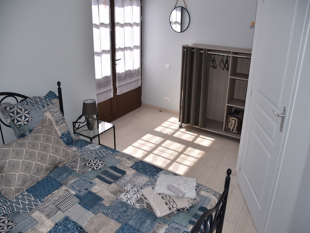 Cozy Holiday Home in Rudelle view 2