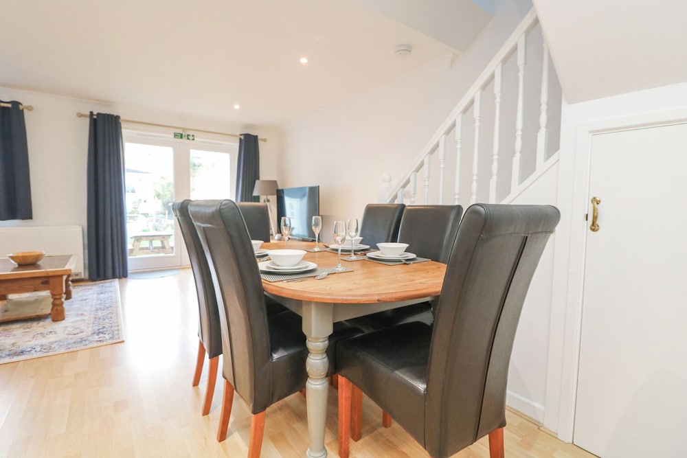 Chellowdene Cottage