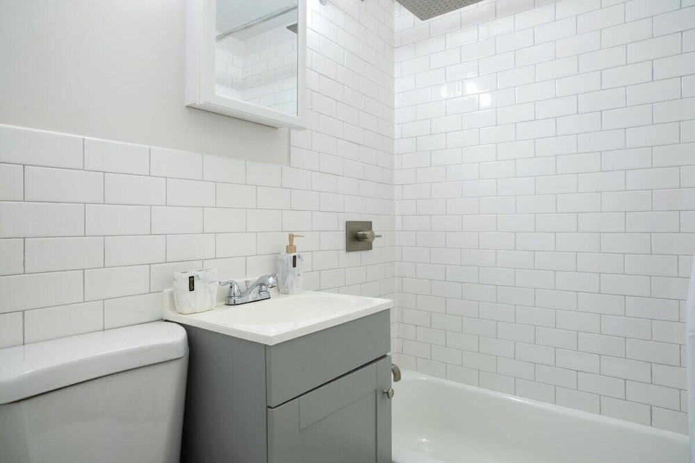 317 UES Apartments