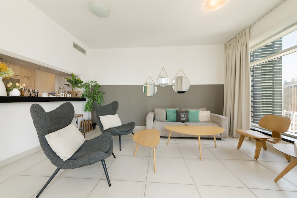 Maison Privee - Central Dubai Apt w/Danish Twist & Burj Khalifa Vws