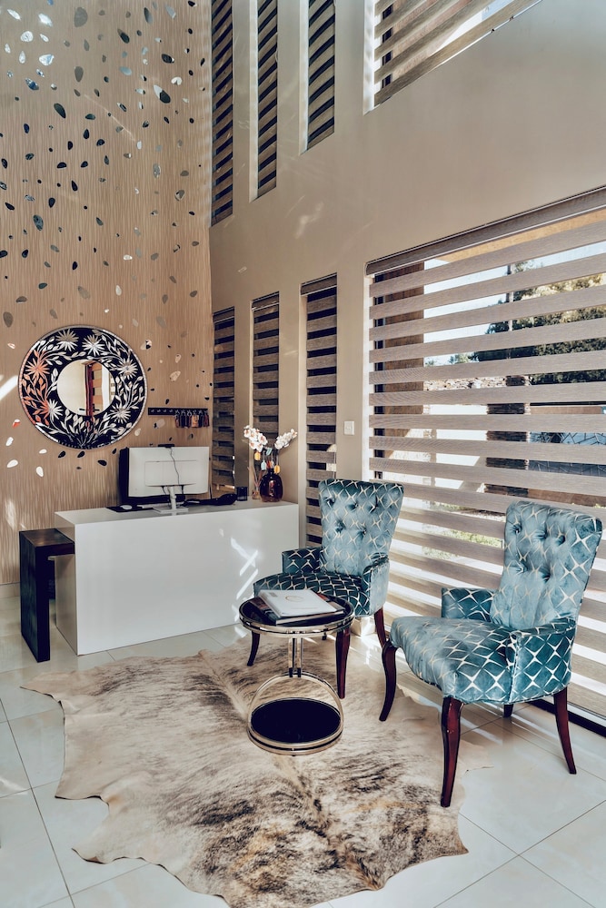 Escapade Lux Guesthouse