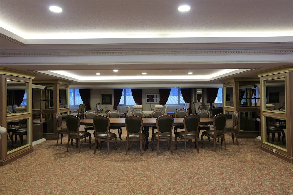 Cam Thermal Resort Spa Convention Center
