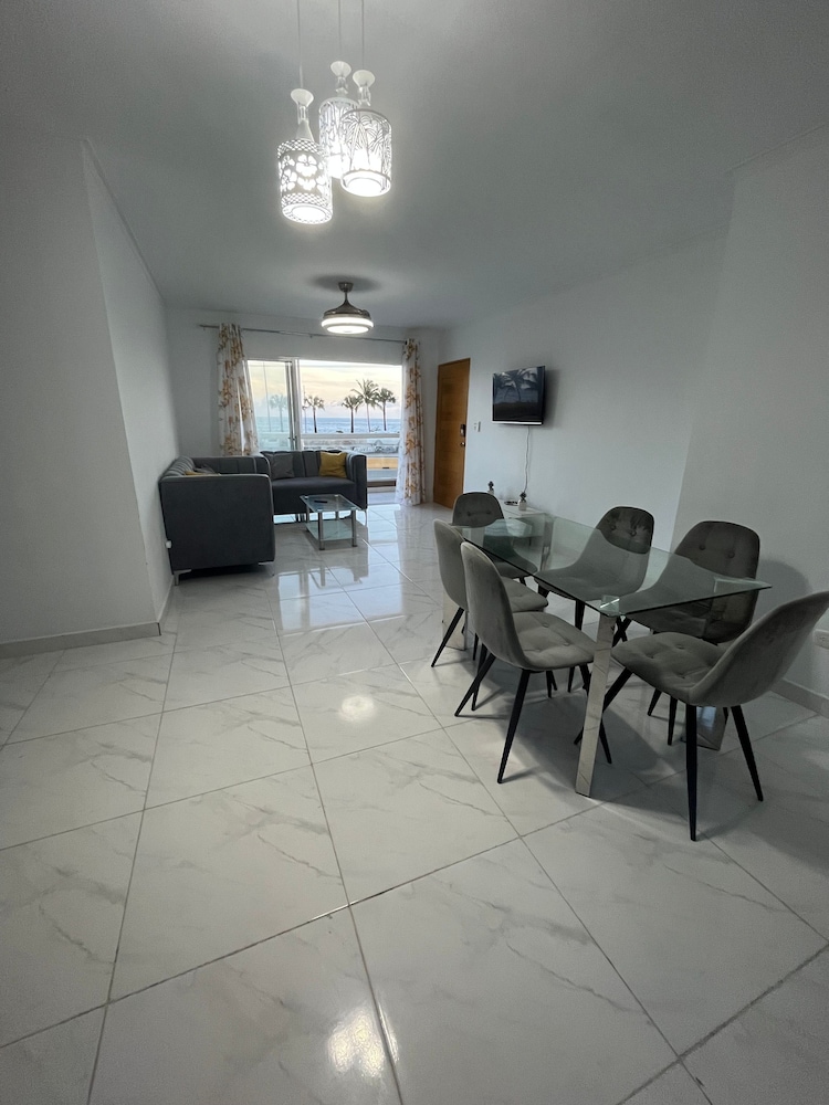 Ocean View Apartment in Santo Domingo Este