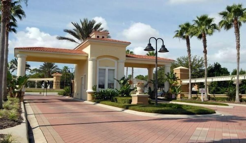 Emerald Island Resort