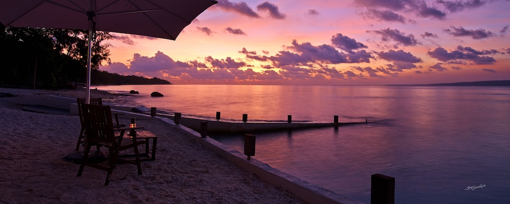 Coco Beach Resort
