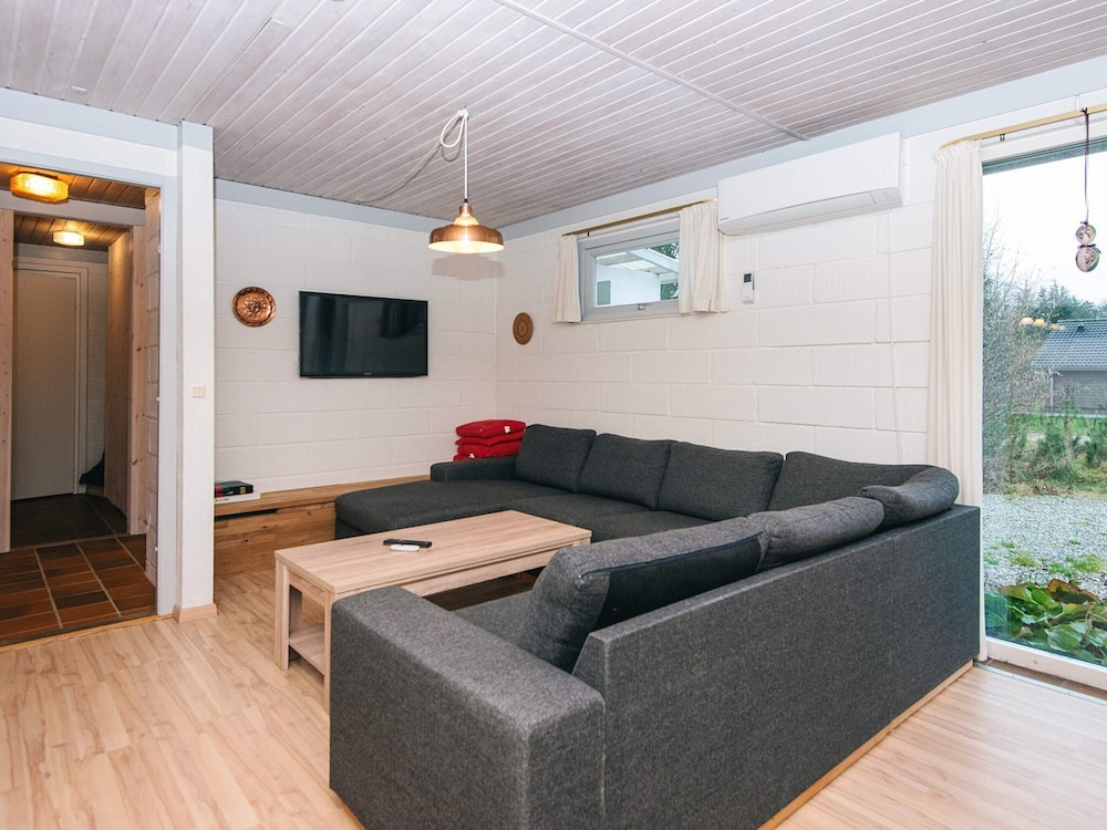 6 Person Holiday Home in Herning