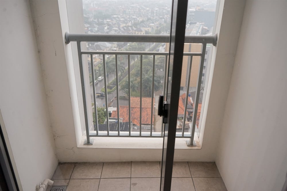 Comfortable And Strategic 2Br Apartment M-Town Residence