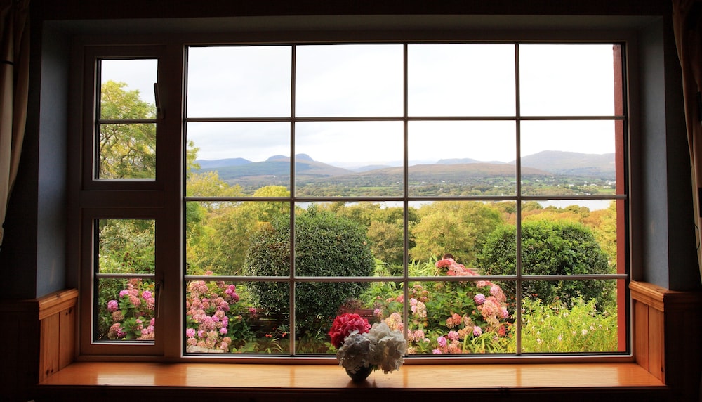 3 bed Seaview Cottage view 3