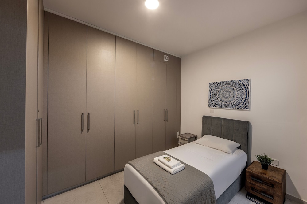 Ayia Napa Luxury Seaside Villa Ionion H15