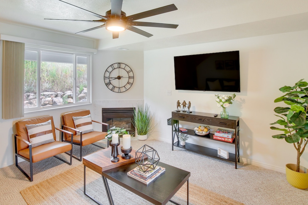 Bear Lake Oasis w/ Heated Pool & Scenic Patio! view 5