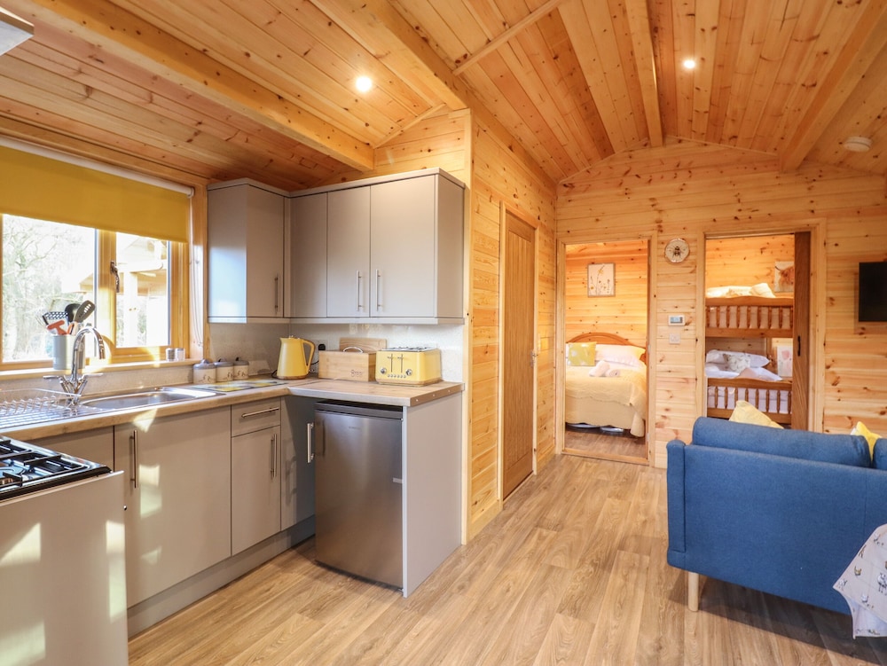Buttercup Lodge