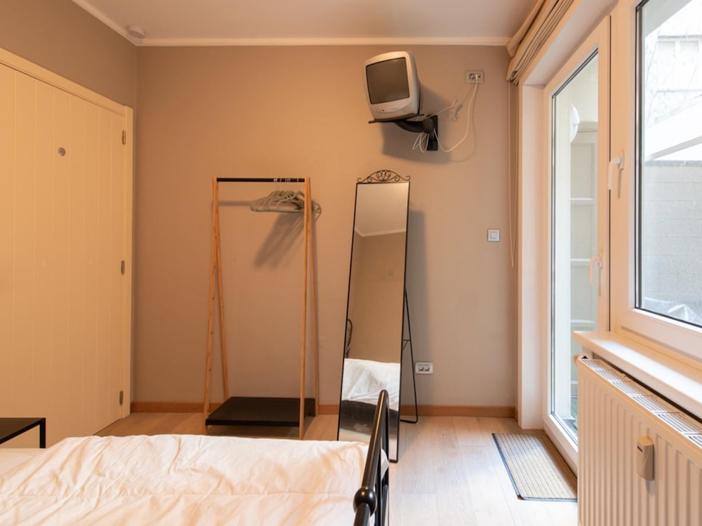 Apartment With Side sea View