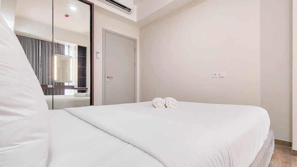 Spacious Combined 3BR Grand Sungkono Lagoon Apartment