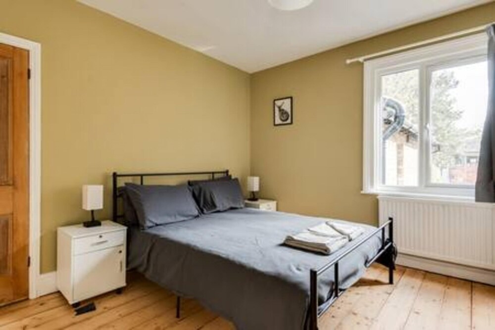 Oxford Vacations - Summertown 4-br Family Home - Bright Spacious - Property Image 24