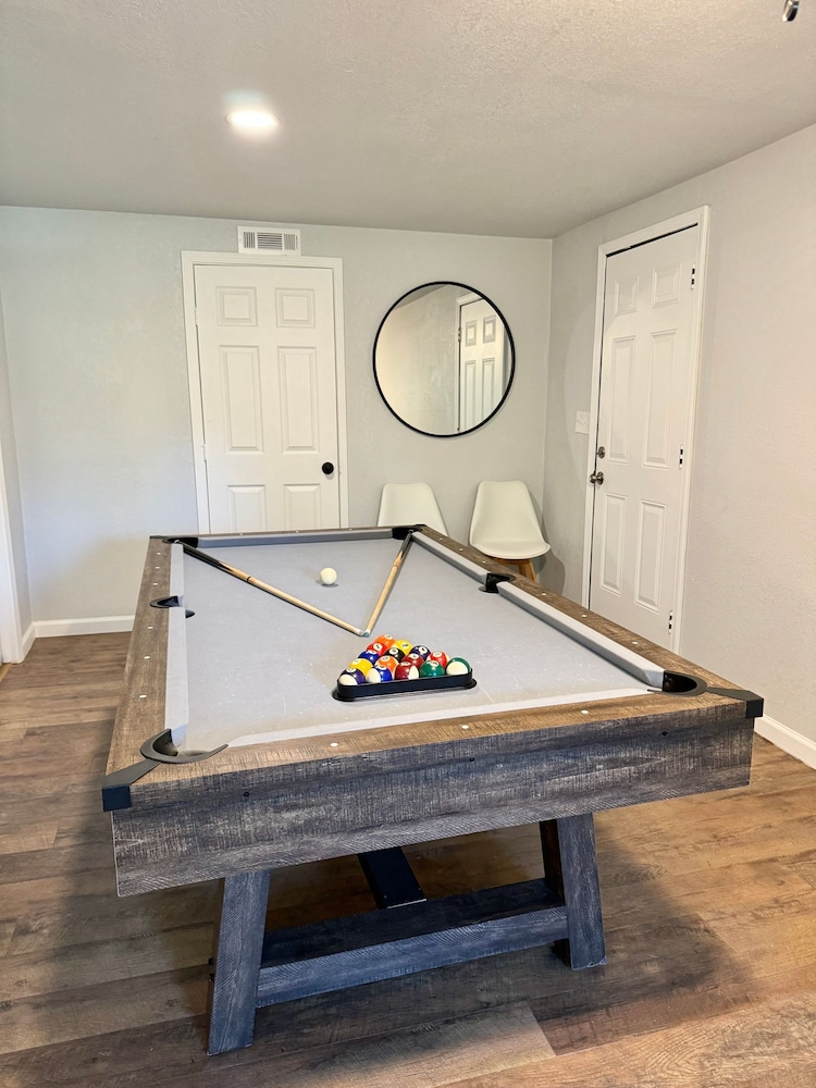 7BR Comfort Haven For 16 I Next to Tinker I EC