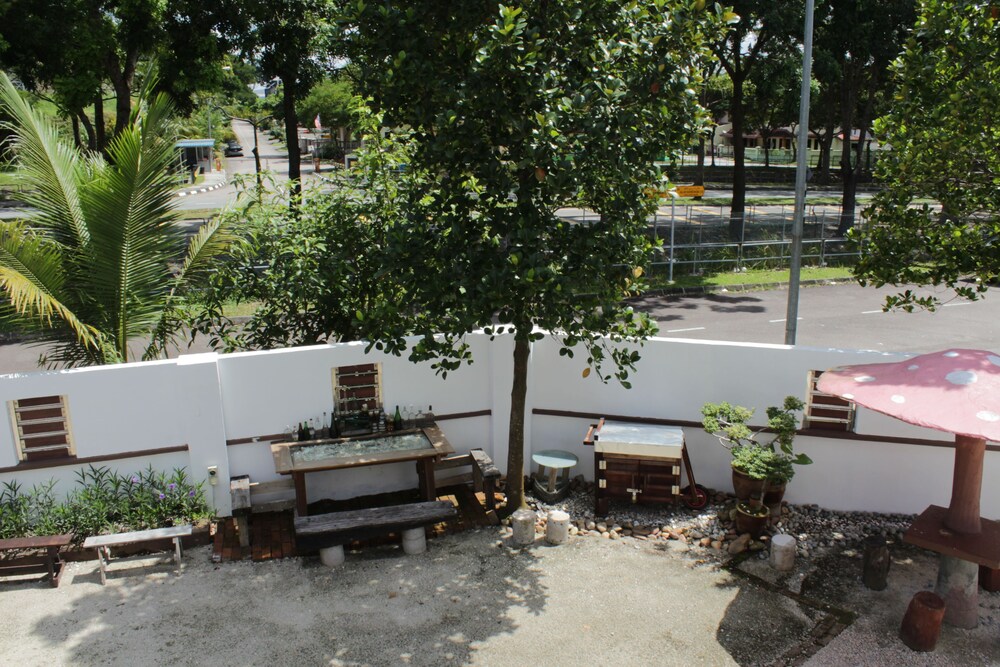 DesaTebrau NewStar Homestay - Wedding Bridal House
