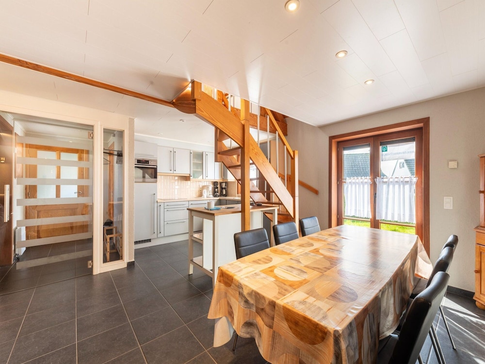 Holiday Home Near Marina With Pool