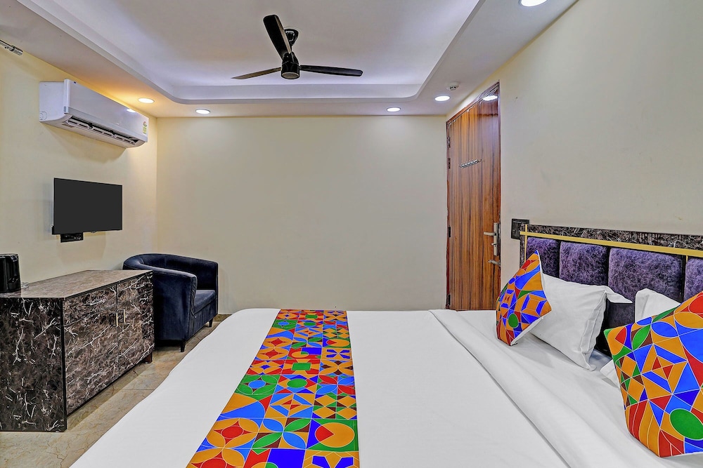 Fabhotel Havenora