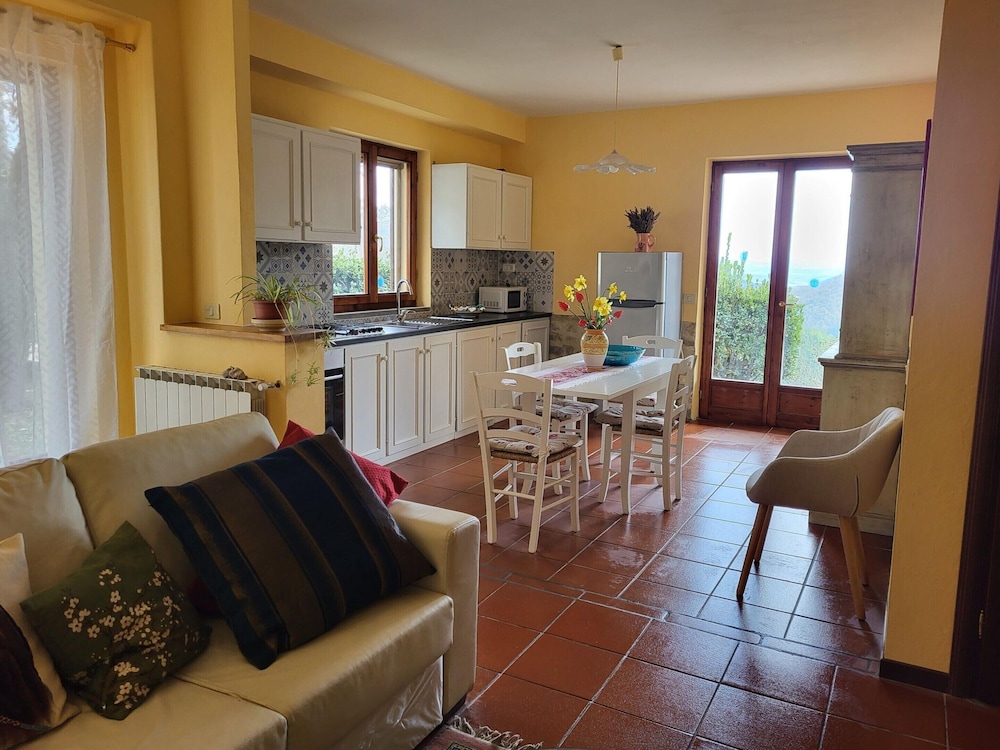 Apartment Monte Santa Maria With Pool Views