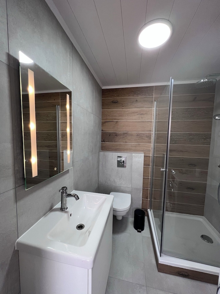Kot apartment