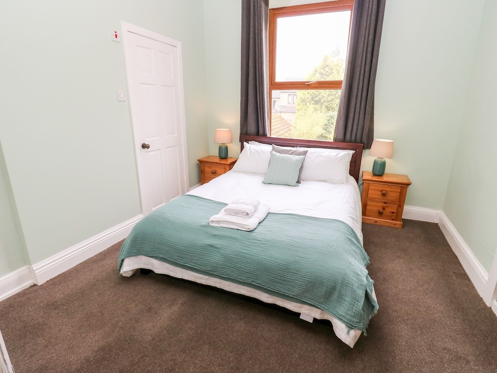 The Old Post Office - Pet Friendly Group Stays in Holmfirth
