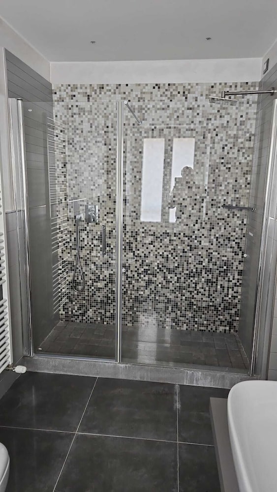 PRIMAFILA PREMIUM GUEST HOUSE
