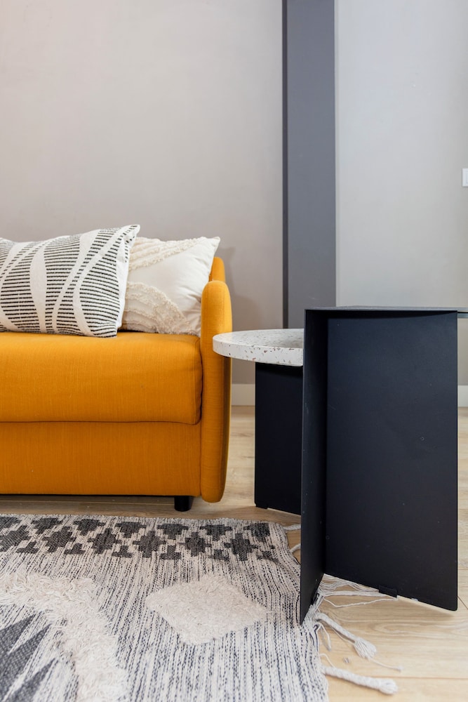 Crystal Luxury Apartment