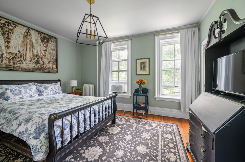 Kingston Vacations - The Wiltwyck - Property Image 50
