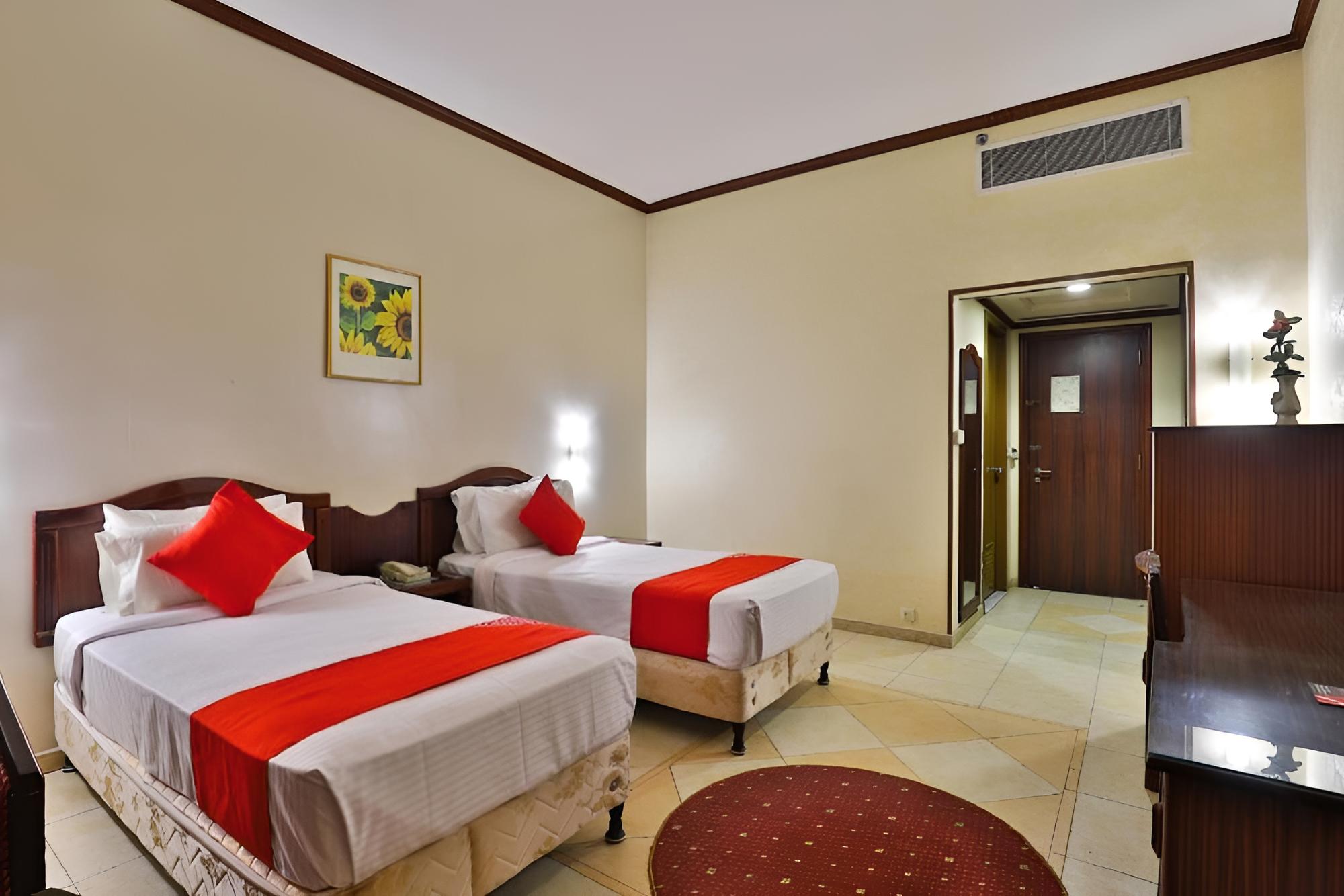 Al-Asemaa Hotel