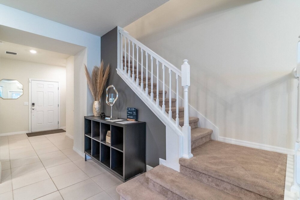 4014 Windsor Island