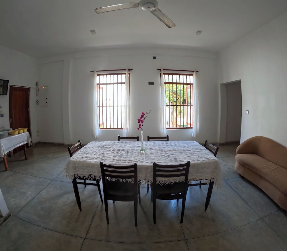 Surf Bay Villa